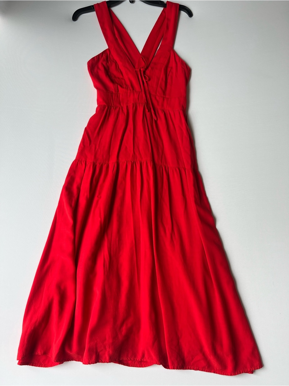 Chelsea & Violet Red Sleeveless Midi Dress V-Neck Tie Front Rayon Women’s